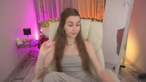 Snapshot of stellahoneywell chatting on 05.15.26 stellahoneywell online show from 05.15.26