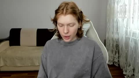 S T E L L A online show from 04.10.26