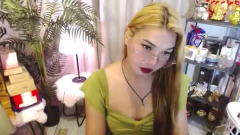 Stella sweet online show from 04.14.26