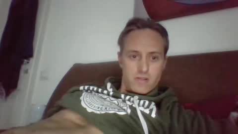 Snapshot of sten015 chatting on 12.05.24 sten015 online show from 12.05.24