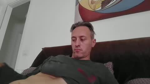 Snapshot of sten015 chatting on 10.25.25 sten015 online show from 10.25.25