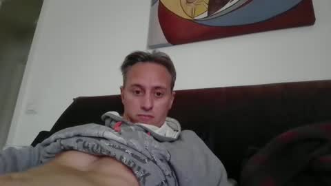 Snapshot of sten015 chatting on 11.11.25 sten015 online show from 11.11.25