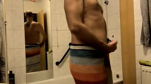 lee online show from 09.16.25