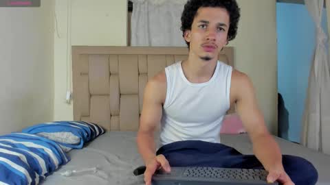 Snapshot of stepcouple__ chatting on 09.28.25 Stepcouple online show from 09.28.25