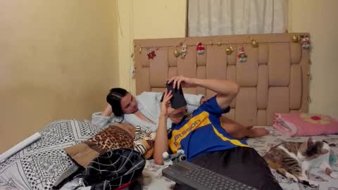 Stepcouple   online show from 12.20.25