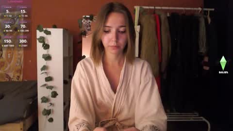 Stephanie 3 online show from 09.23.25