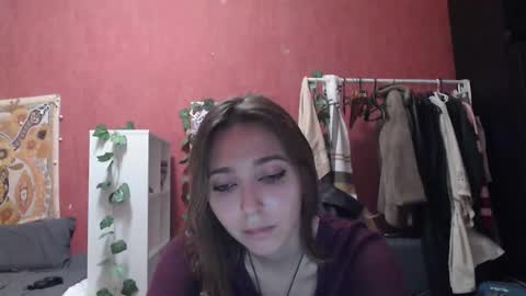 Stephanie 3 online show from 10.10.25