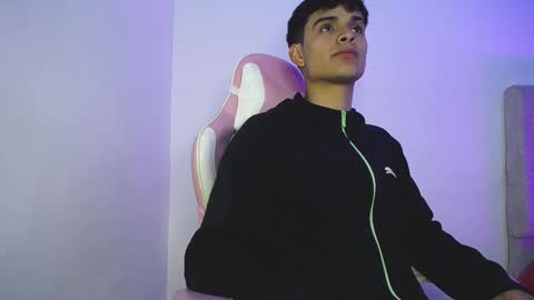 Emma online show from 09.16.25