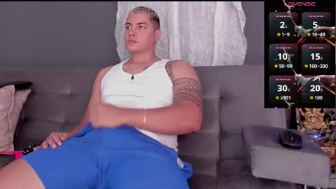 Snapshot of stephan_x chatting on 10.24.25 Stephan online show from 10.24.25