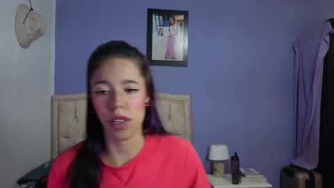 Snapshot of stephania_t chatting on 03.25.26 Stephania online show from 03.25.26