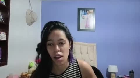 Snapshot of stephania_t chatting on 07.11.26 Stephania online show from 07.11.26