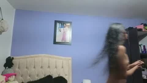 Snapshot of stephania_t chatting on 07.14.26 Stephania online show from 07.14.26