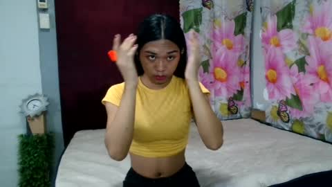 Snapshot of stephanie_zee chatting on 07.12.26 stephanie_zee online show from 07.12.26