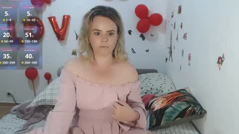 Snapshot of stephaniewild chatting on 06.17.26 Stephanie online show from 06.17.26