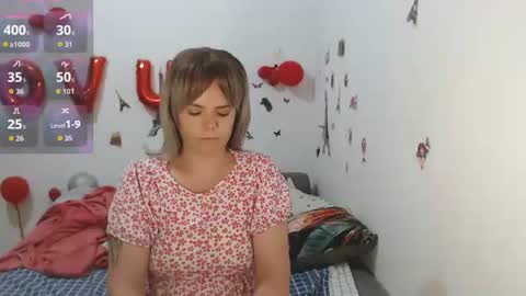 Snapshot of stephaniewild chatting on 07.20.26 Stephanie online show from 07.20.26