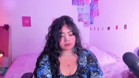 Stephanie  online show from 01.13.25