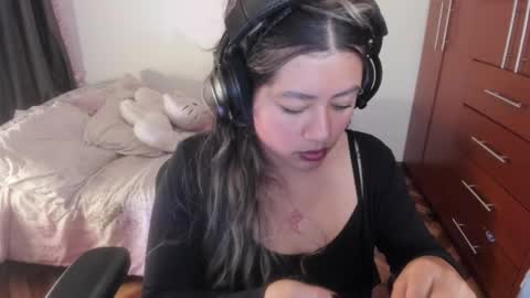 Stephanie  online show from 12.14.25