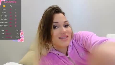 Stephany online show from 11.30.25