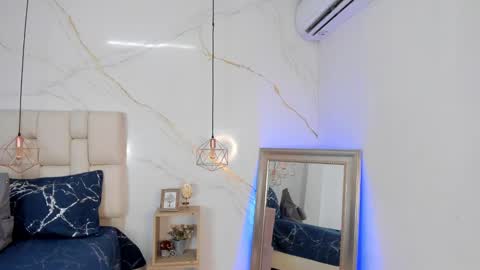 Snapshot of stephanysc chatting on 02.25.25 Stefanny online show from 02.25.25