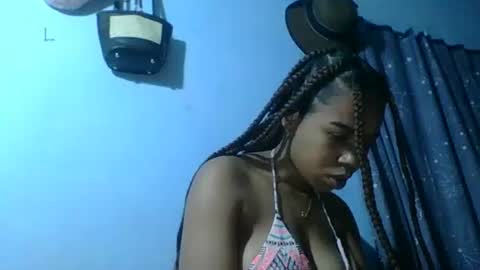 Snapshot of stephaolysca chatting on 05.02.26 stephaolysca online show from 05.02.26