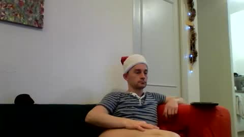Snapshot of stephdusud30 chatting on 12.25.24 stephane online show from 12.25.24