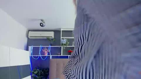 Stephie online show from 03.11.26