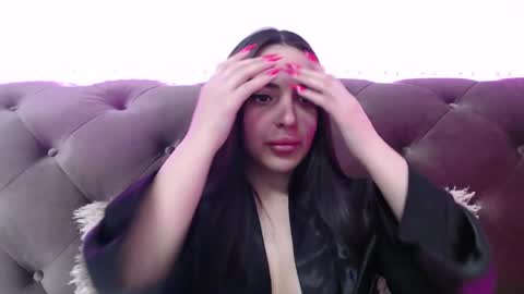 StepMommy19 online show from 02.18.25