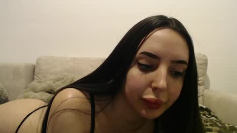 StepMommy19 online show from 03.01.26