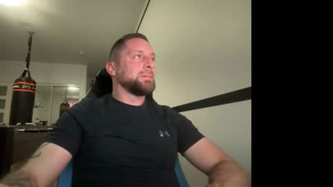 steve897819 online show from 10.22.25