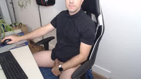 steve_oo8 online show from 12.03.24