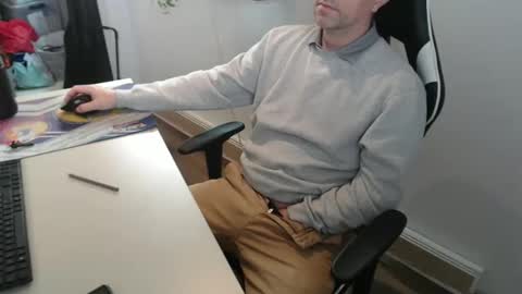 steve_oo8 online show from 02.25.25