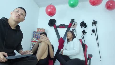 Steven online show from 12.21.25