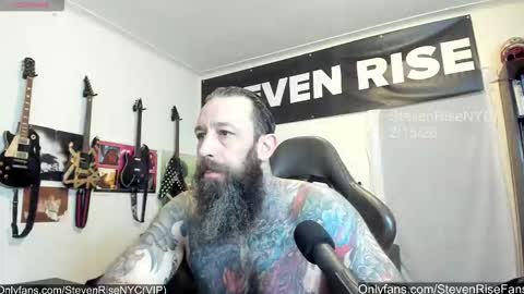 Snapshot of stevenrisenyc chatting on 02.15.26 StevenRiseNYC online show from 02.15.26