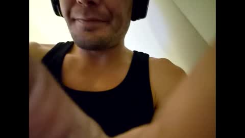 Snapshot of steveo9030 chatting on 05.18.26 steveo9030 online show from 05.18.26