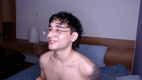 Snapshot of steveoceanbeanhuge chatting on 02.20.26 Alex online show from 02.20.26