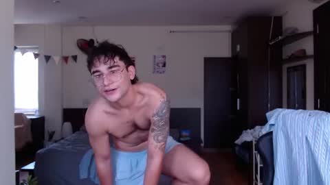 Snapshot of steveoceanbeanhuge chatting on 06.19.26 Alex online show from 06.19.26