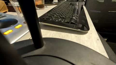 stevie_grey online show from 10.20.25