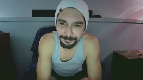 steviecombes01 online show from 01.11.26