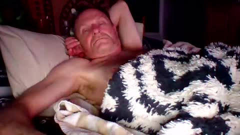 steviehard7 online show from 02.21.25