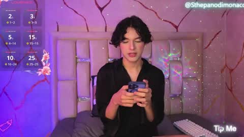 Snapshot of sthepanodimonaco chatting on 05.12.26 Sthepano online show from 05.12.26