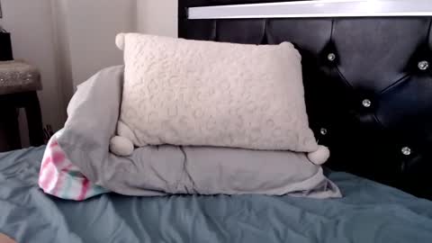 Bonnie Naylor online show from 01.17.25