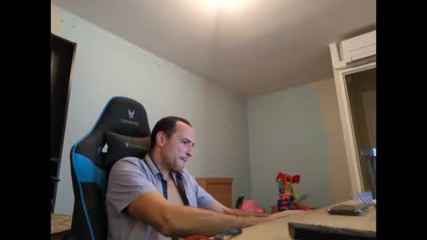 stickolive1 online show from 09.11.25