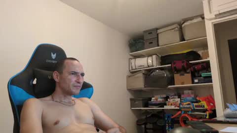 stickolive1 online show from 06.17.26