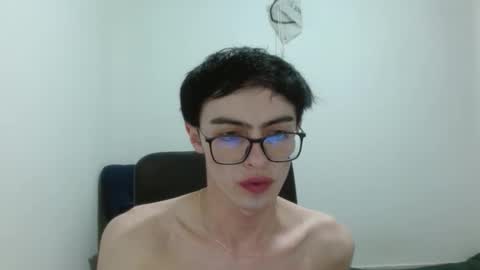 Snapshot of stiv_grant chatting on 02.17.26 stiv_grant online show from 02.17.26