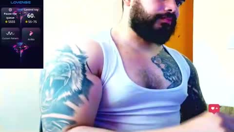 Snapshot of stiven253958 chatting on 07.27.26 stiven253958 online show from 07.27.26