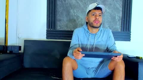 friends online show from 02.10.26