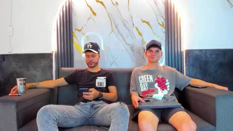 friends online show from 02.20.26