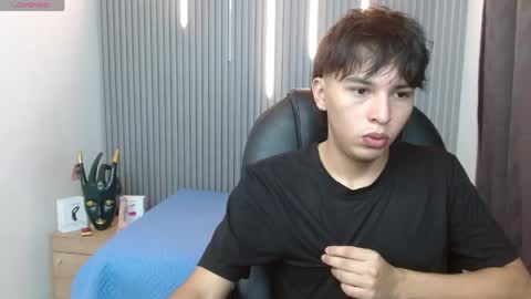 Stiwen online show from 04.18.26