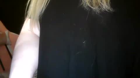 Snapshot of stoned2dabones666 chatting on 01.05.25 Haily online show from 01.05.25