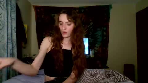 Snapshot of stonedtranny69 chatting on 04.10.26 stonedtranny69 online show from 04.10.26